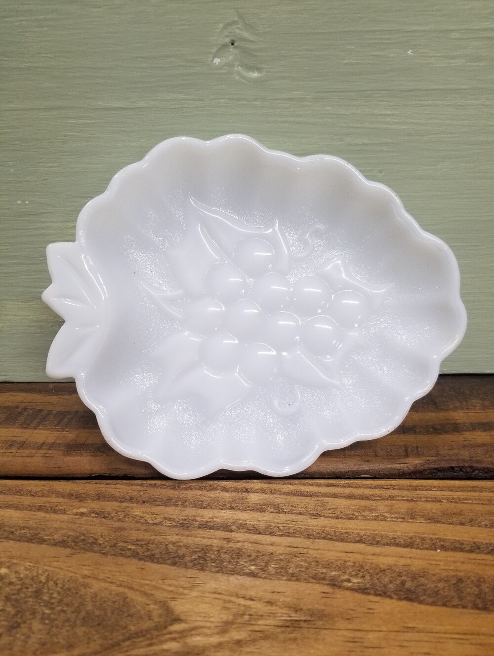 Vintage Milk Glass Grape Motif Decorative Serving Trinket Bowl White
